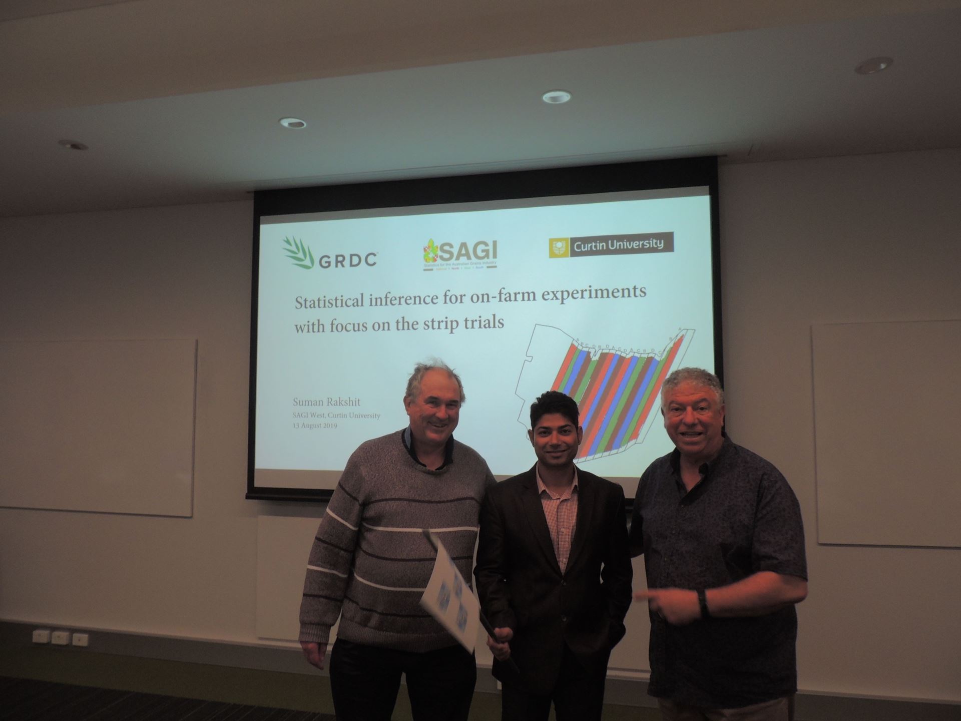 The photo shows Dr Suman Rakshit (centre) with the president of the WA Branch of the SSA Dr Brenton Clarke (left) and the former President of the IBS-AR Mario D’Antuono (right) who helped arrange the joint meeting. (Photo Courtesy of Dean Diepeveen using Mario’s Camera)